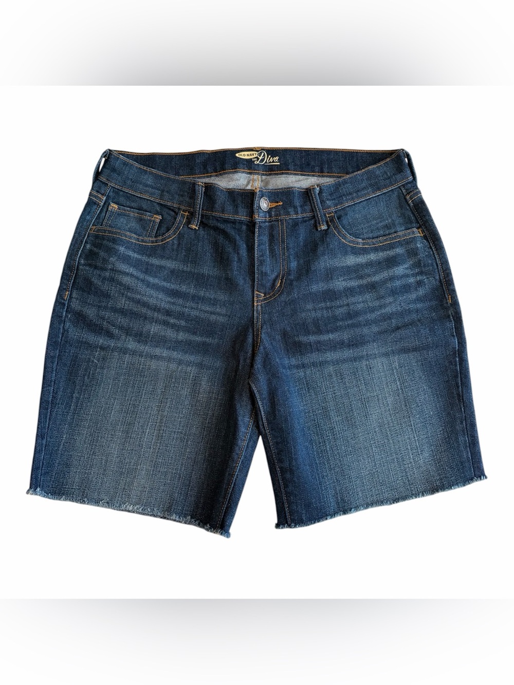 Old Navy The Diva Bermuda Jean Shorts Size 6 Women’s Cut Off Denim Long
